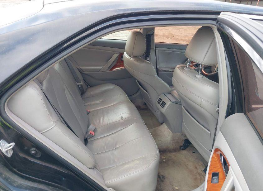 Photo 8 of 2011 Toyota Camry XLE (VIN 4T1BF3EK0BU148031)