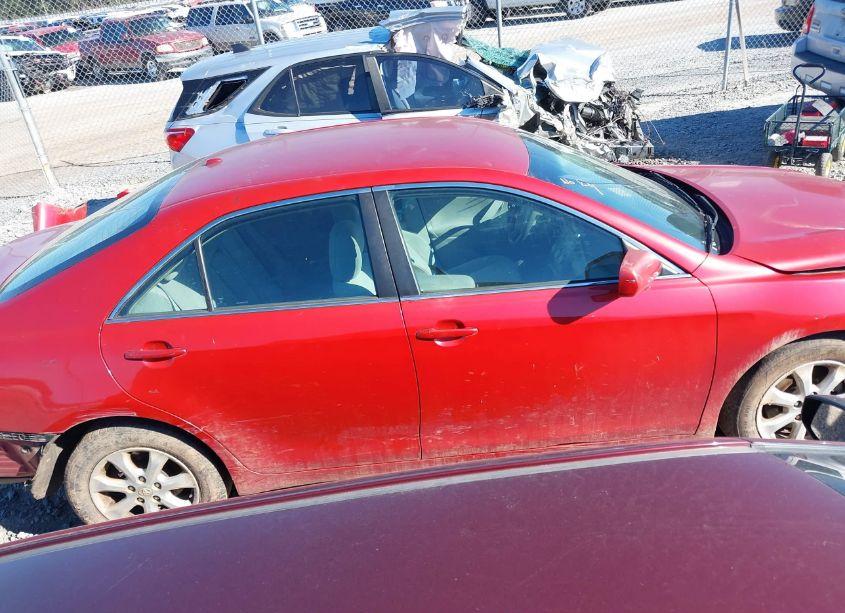 Photo 13 of 2011 Toyota Camry LE (VIN 4T1BF3EK0BU150703)