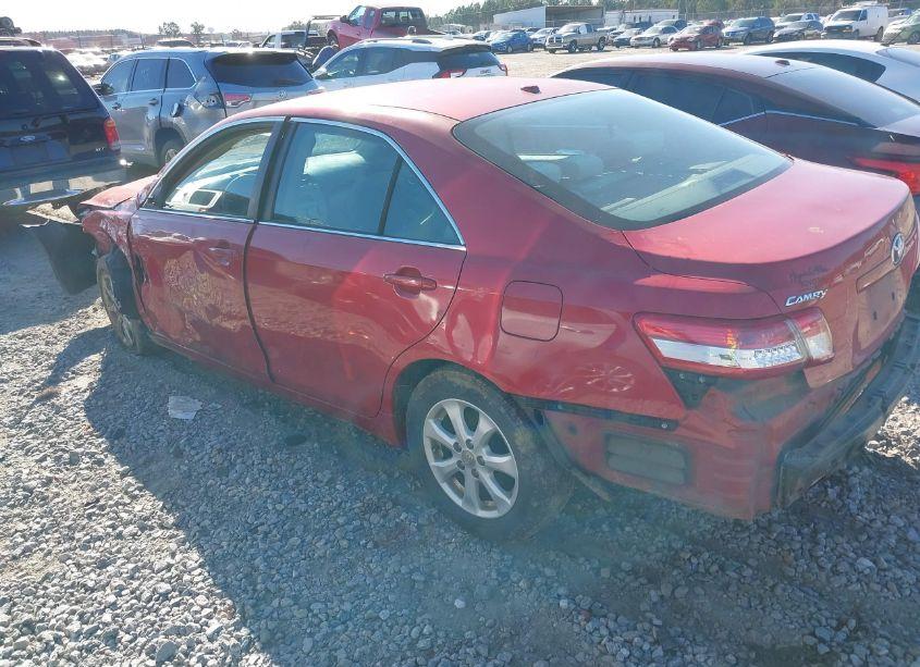 Photo 3 of 2011 Toyota Camry LE (VIN 4T1BF3EK0BU150703)