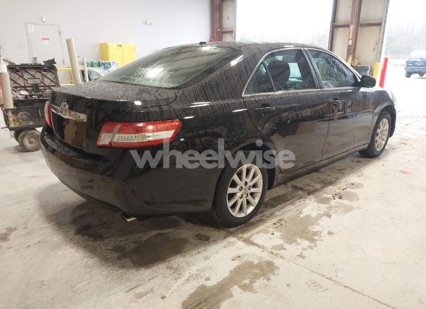 Photo 4 of 2011 Toyota Camry XLE (VIN 4T1BF3EK0BU151222)