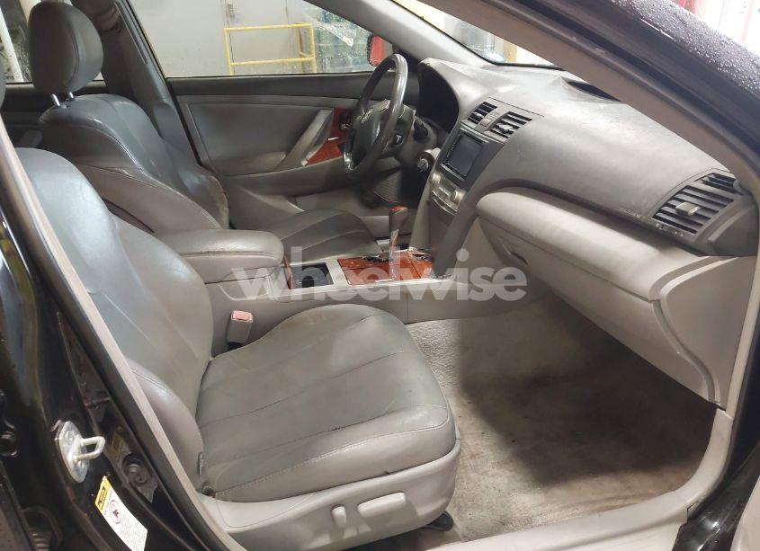 Photo 5 of 2011 Toyota Camry XLE (VIN 4T1BF3EK0BU151222)