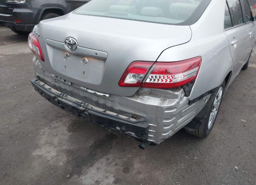 Photo 13 of 2011 Toyota Camry (VIN 4T1BF3EK0BU158459)