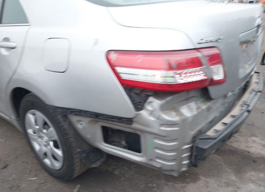 Photo 14 of 2011 Toyota Camry (VIN 4T1BF3EK0BU158459)