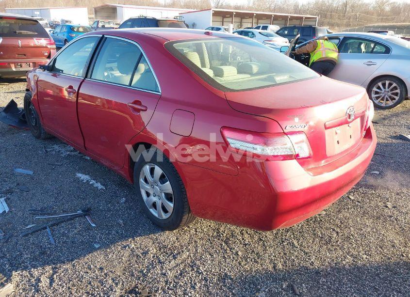 Photo 3 of 2011 Toyota Camry LE (VIN 4T1BF3EK0BU158784)