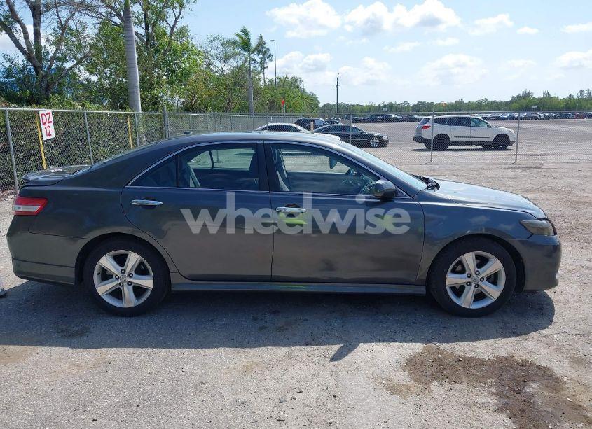Photo 13 of 2011 Toyota Camry SE (VIN 4T1BF3EK0BU161751)