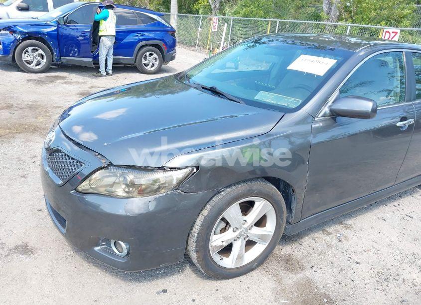 Photo 6 of 2011 Toyota Camry SE (VIN 4T1BF3EK0BU161751)