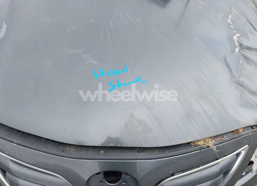 Photo 10 of 2011 Toyota Camry LE (VIN 4T1BF3EK0BU161796)