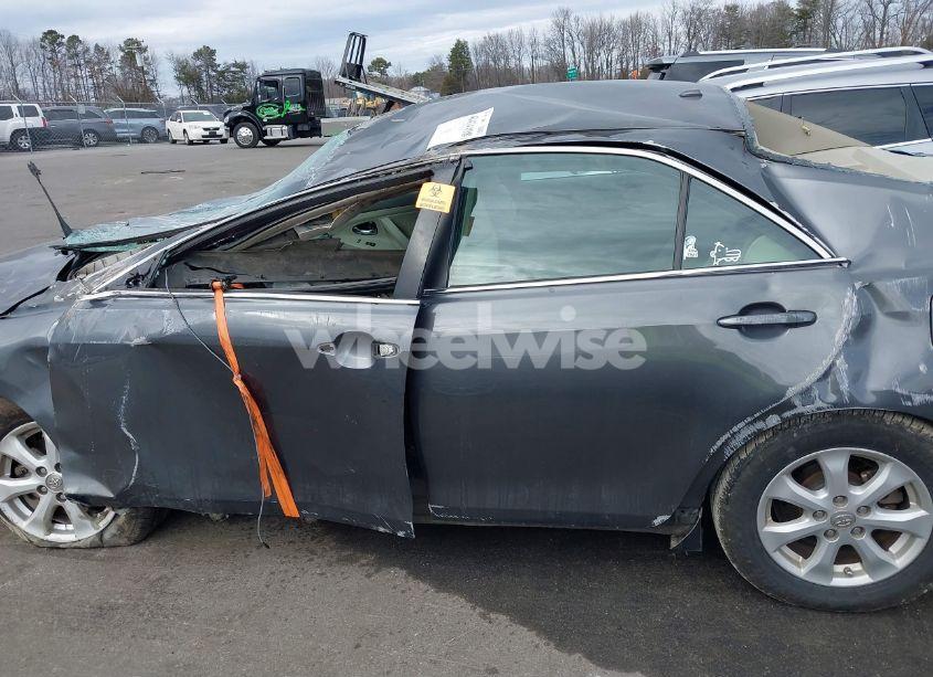 Photo 13 of 2011 Toyota Camry LE (VIN 4T1BF3EK0BU161796)