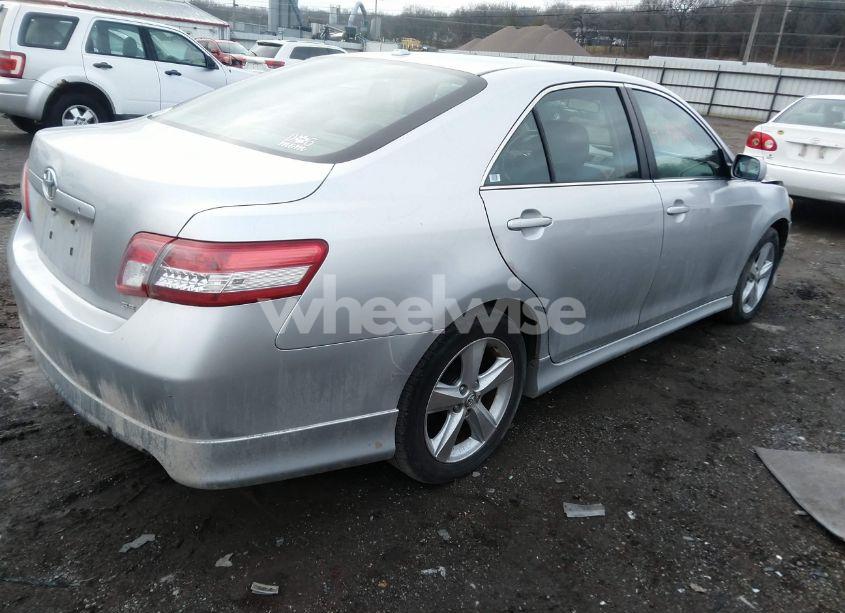 Photo 4 of 2011 Toyota Camry SE (VIN 4T1BF3EK0BU162978)
