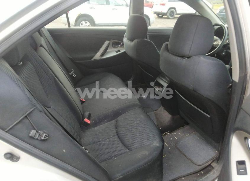 Photo 8 of 2011 Toyota Camry SE (VIN 4T1BF3EK0BU162978)