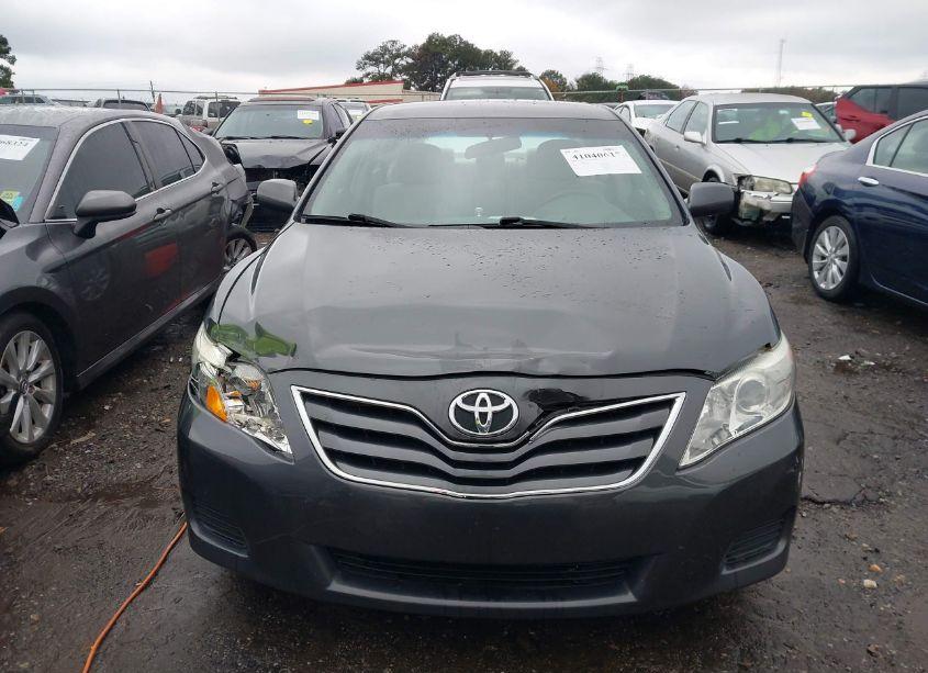 Photo 12 of 2011 Toyota Camry LE (VIN 4T1BF3EK0BU165430)