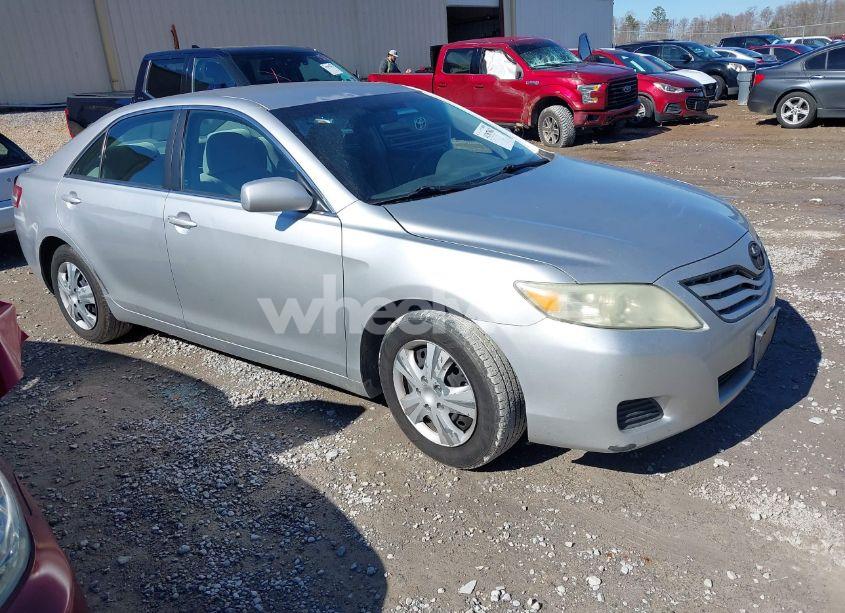 2011 Toyota Camry (VIN 4T1BF3EK0BU166206) main photo
