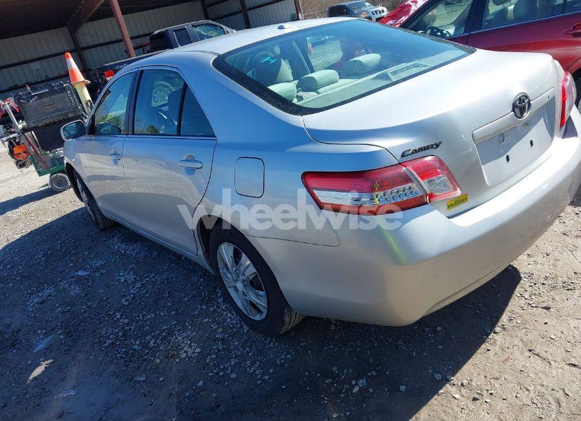 Photo 3 of 2011 Toyota Camry (VIN 4T1BF3EK0BU166206)