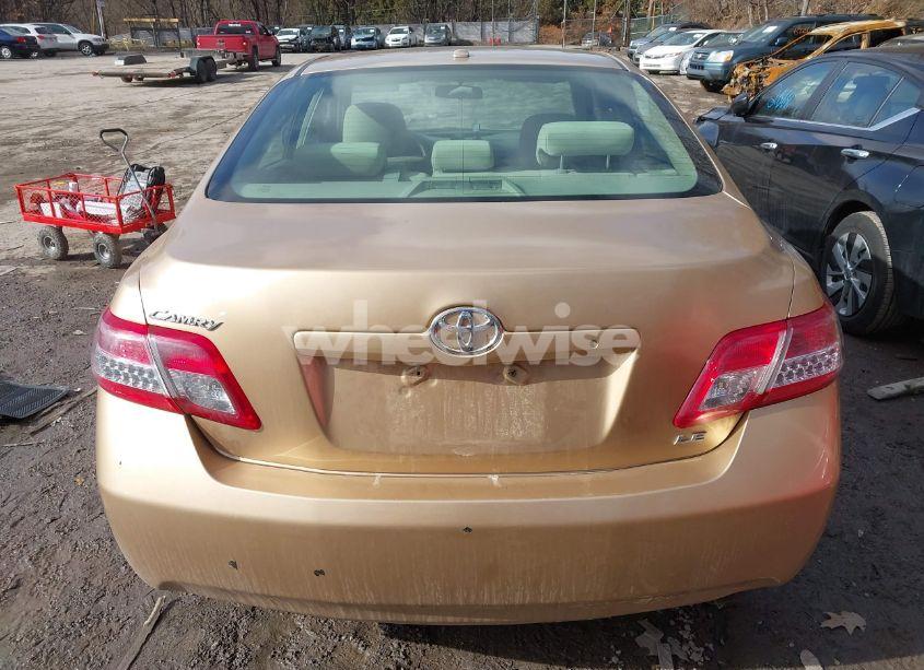 Photo 16 of 2011 Toyota Camry LE (VIN 4T1BF3EK0BU178775)