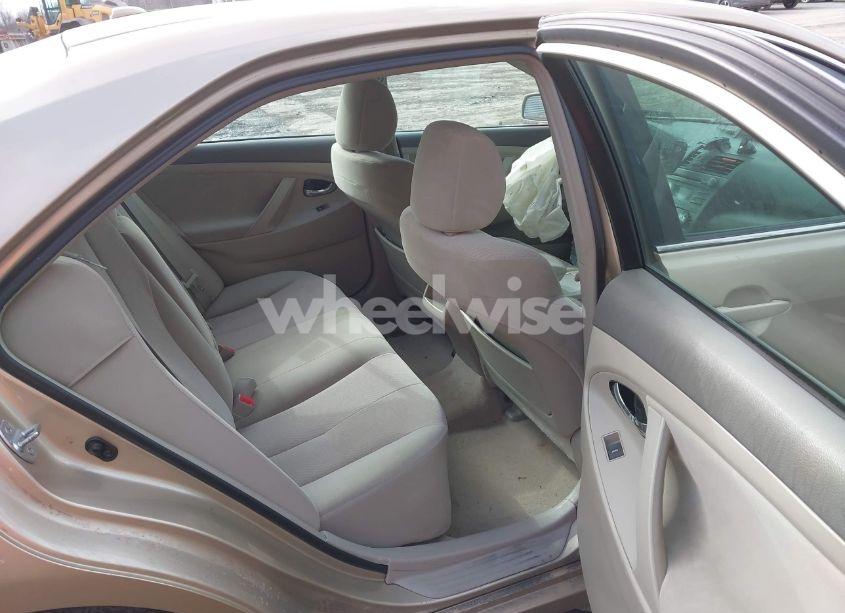 Photo 8 of 2011 Toyota Camry LE (VIN 4T1BF3EK0BU178775)