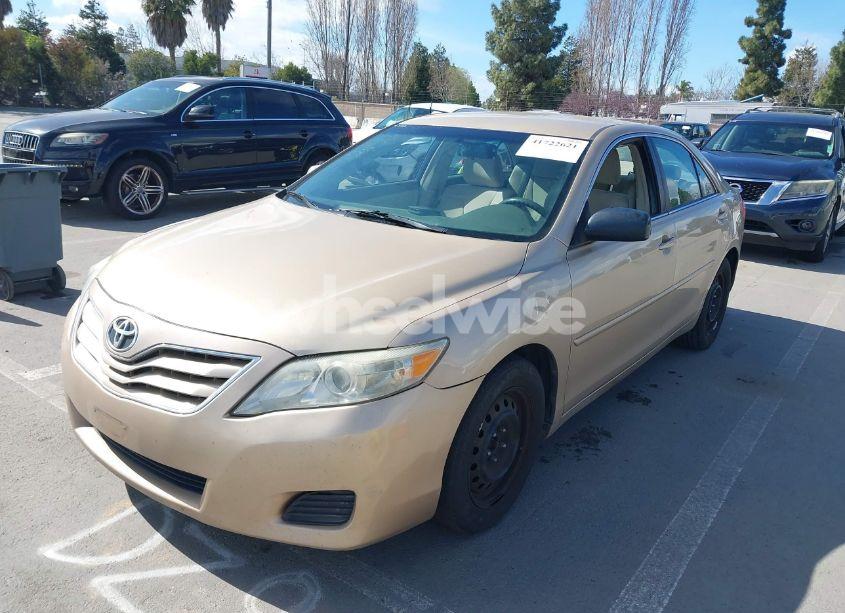 Photo 6 of 2011 Toyota Camry LE (VIN 4T1BF3EK0BU186701)