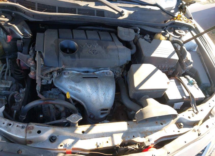 Photo 10 of 2011 Toyota Camry LE (VIN 4T1BF3EK0BU189694)