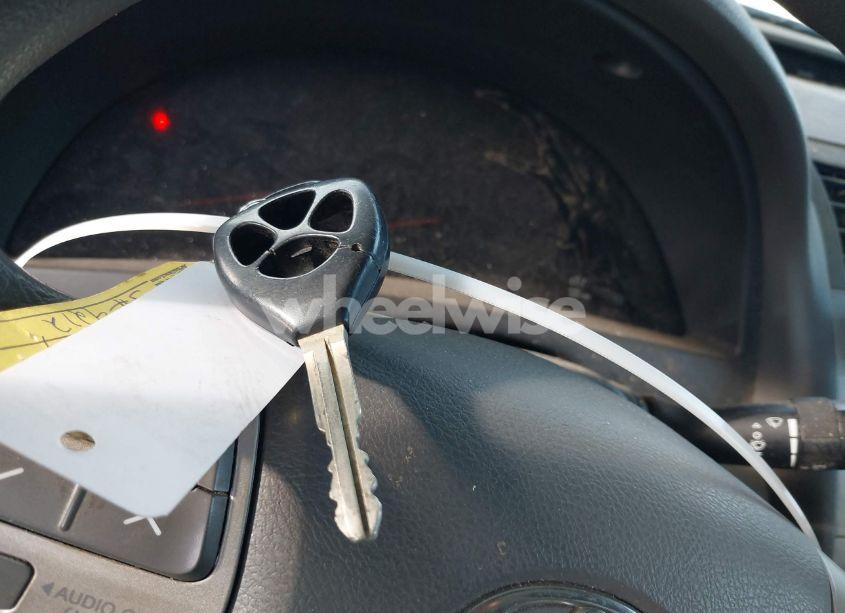 Photo 11 of 2011 Toyota Camry LE (VIN 4T1BF3EK0BU216070)