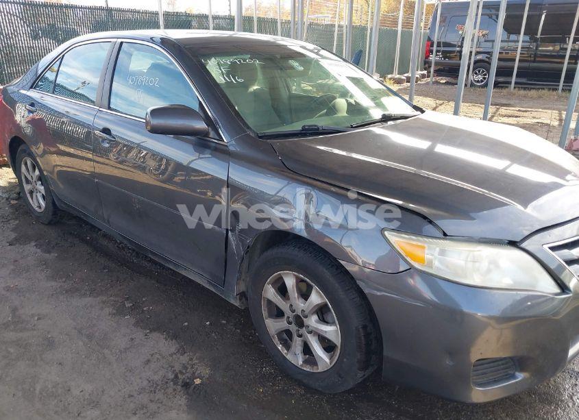 Photo 18 of 2011 Toyota Camry LE (VIN 4T1BF3EK0BU216070)