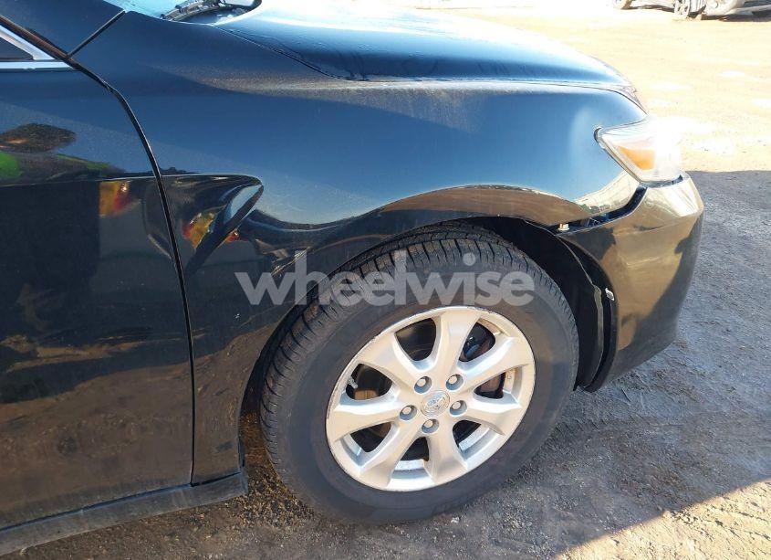 Photo 6 of 2011 Toyota Camry LE (VIN 4T1BF3EK0BU228266)