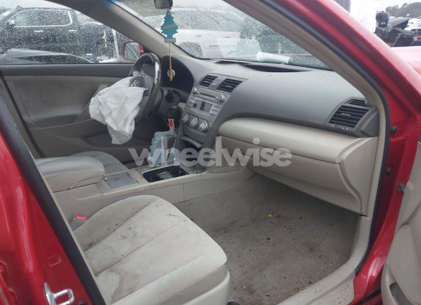 Photo 5 of 2011 Toyota Camry LE (VIN 4T1BF3EK0BU607395)