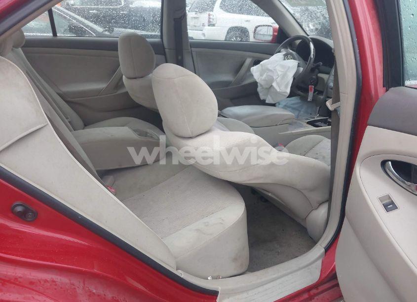 Photo 8 of 2011 Toyota Camry LE (VIN 4T1BF3EK0BU607395)