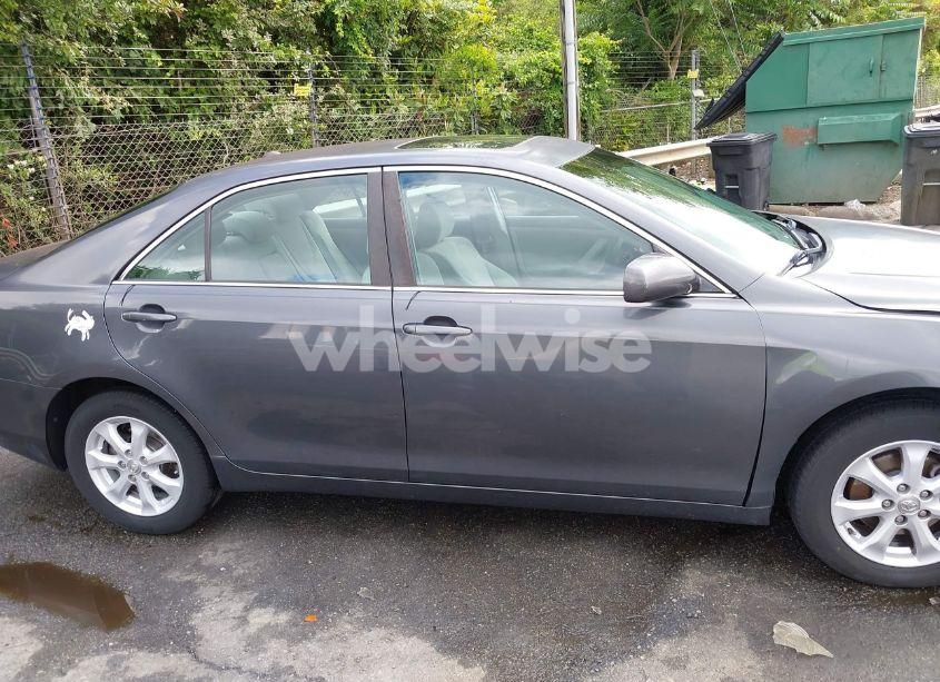 Photo 13 of 2011 Toyota Camry LE (VIN 4T1BF3EK0BU611186)