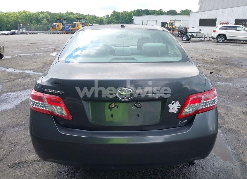 Photo 16 of 2011 Toyota Camry LE (VIN 4T1BF3EK0BU611186)