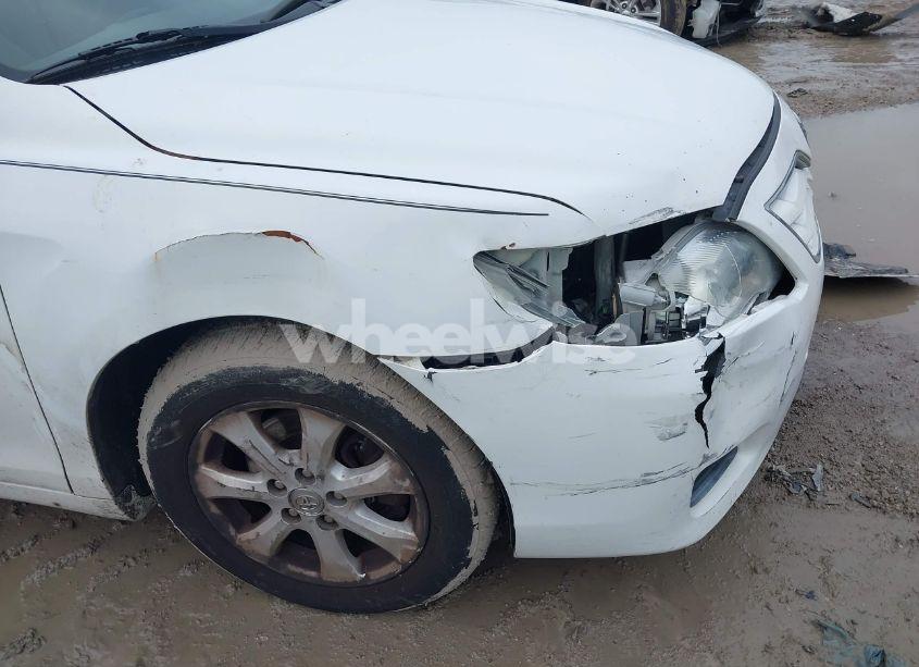 Photo 6 of 2011 Toyota Camry LE (VIN 4T1BF3EK0BU616467)