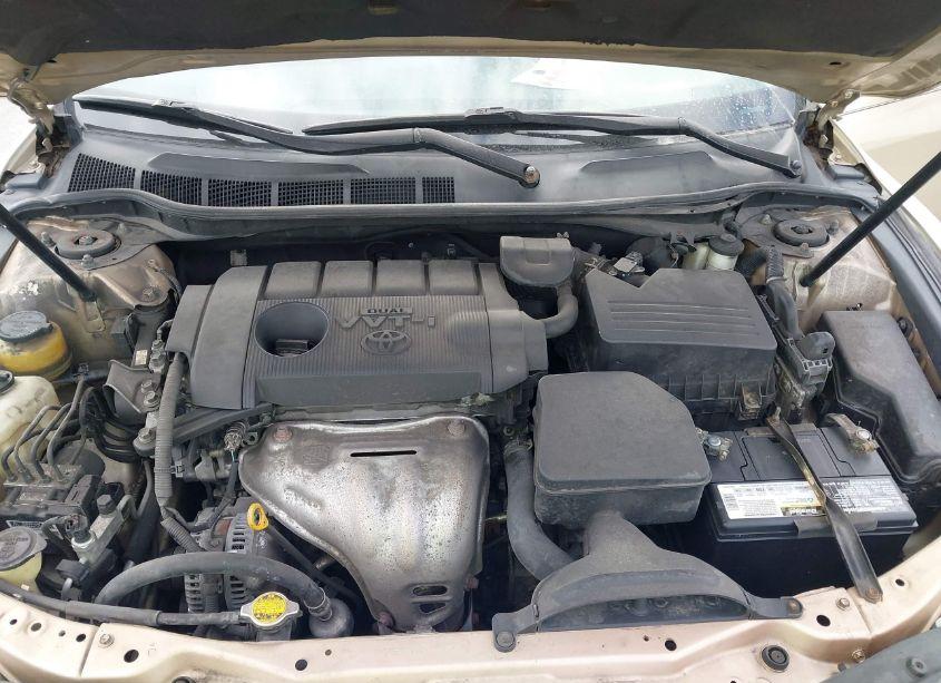 Photo 10 of 2011 Toyota Camry LE (VIN 4T1BF3EK0BU641692)