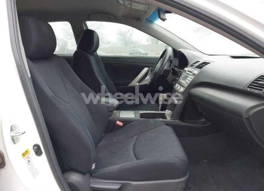 Photo 5 of 2011 Toyota Camry SE (VIN 4T1BF3EK0BU647332)