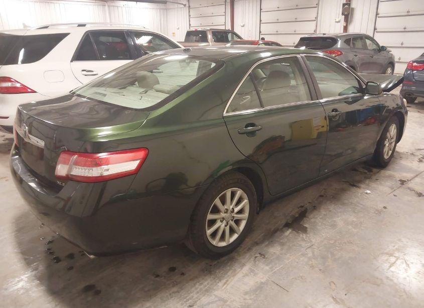 Photo 4 of 2011 Toyota Camry XLE (VIN 4T1BF3EK0BU651090)