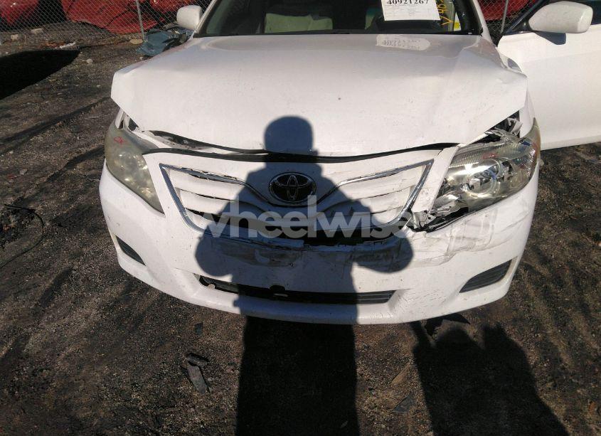 Photo 6 of 2011 Toyota Camry (VIN 4T1BF3EK0BU654832)