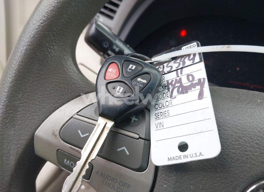 Photo 11 of 2011 Toyota Camry LE (VIN 4T1BF3EK0BU677379)