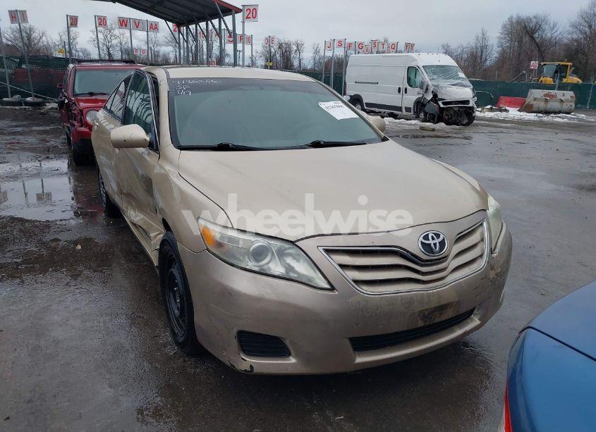 Photo 12 of 2011 Toyota Camry LE (VIN 4T1BF3EK0BU677379)
