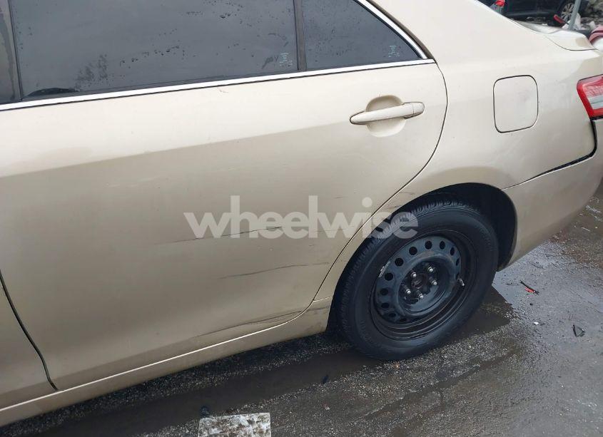 Photo 18 of 2011 Toyota Camry LE (VIN 4T1BF3EK0BU677379)