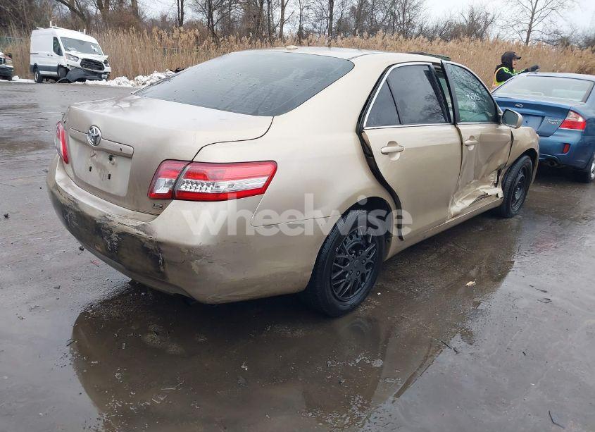 Photo 4 of 2011 Toyota Camry LE (VIN 4T1BF3EK0BU677379)