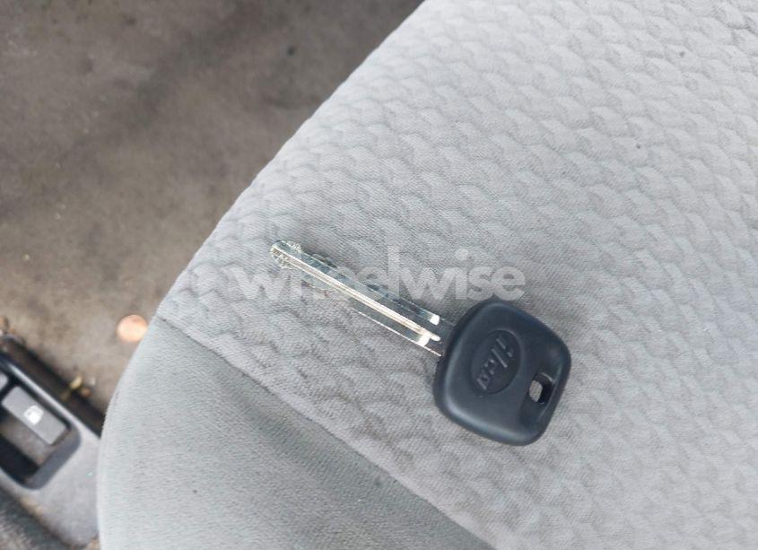 Photo 11 of 2011 Toyota Camry LE (VIN 4T1BF3EK0BU678810)