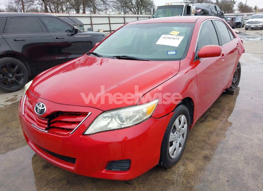 Photo 2 of 2011 Toyota Camry LE (VIN 4T1BF3EK0BU678936)
