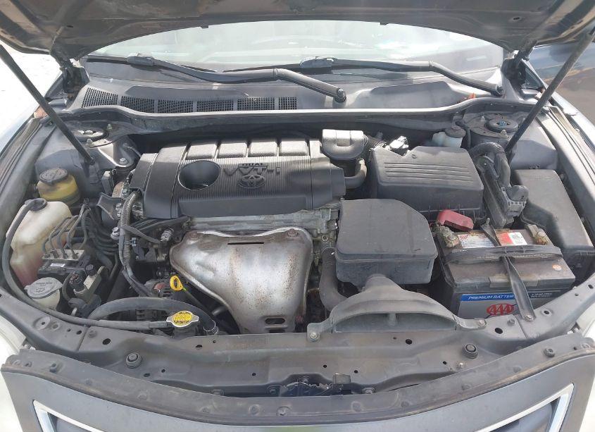 Photo 10 of 2011 Toyota Camry LE (VIN 4T1BF3EK0BU680170)