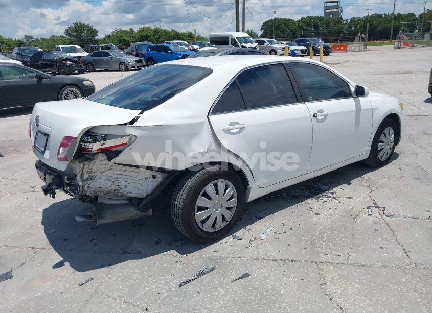Photo 4 of 2011 Toyota Camry XLE/SE/LE (VIN 4T1BF3EK0BU709778)