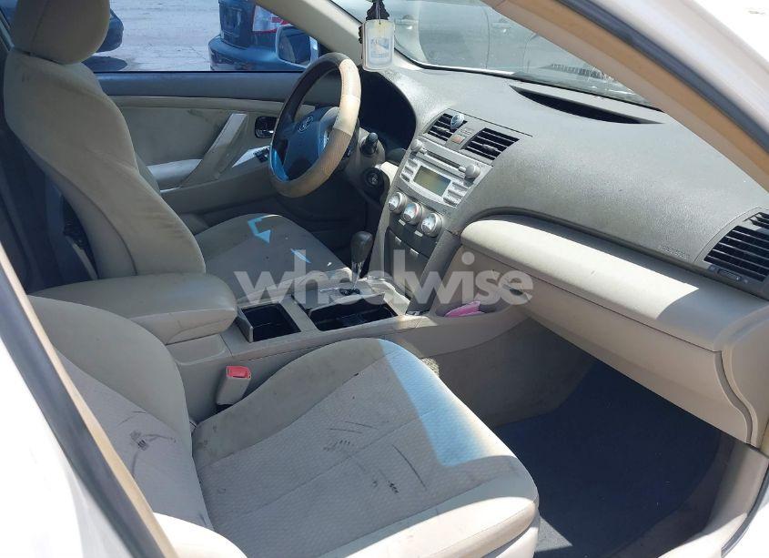 Photo 5 of 2011 Toyota Camry XLE/SE/LE (VIN 4T1BF3EK0BU709778)