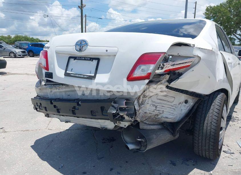 Photo 6 of 2011 Toyota Camry XLE/SE/LE (VIN 4T1BF3EK0BU709778)