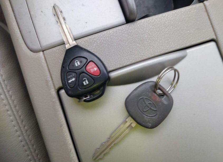 Photo 11 of 2011 Toyota Camry LE (VIN 4T1BF3EK0BU725883)