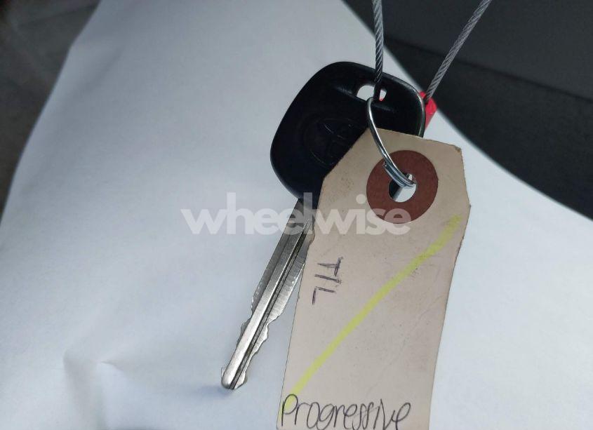 Photo 11 of 2011 Toyota Camry LE (VIN 4T1BF3EK0BU741470)