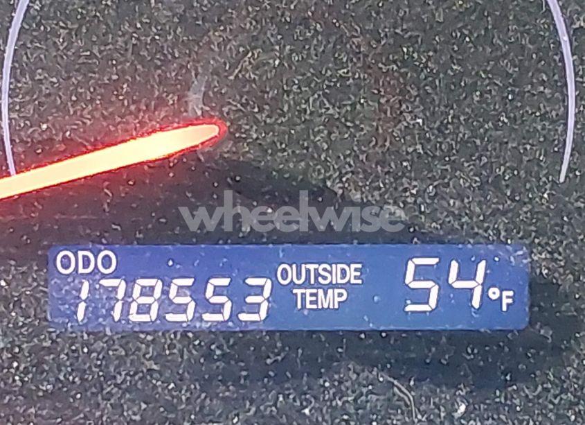 Photo 15 of 2011 Toyota Camry LE (VIN 4T1BF3EK0BU741470)