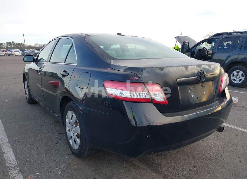 Photo 3 of 2011 Toyota Camry LE (VIN 4T1BF3EK0BU741470)