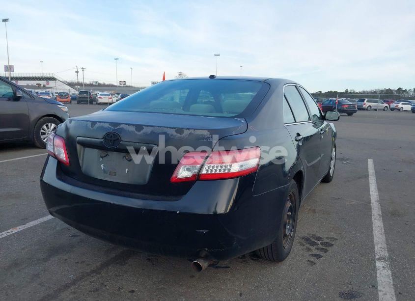 Photo 4 of 2011 Toyota Camry LE (VIN 4T1BF3EK0BU741470)