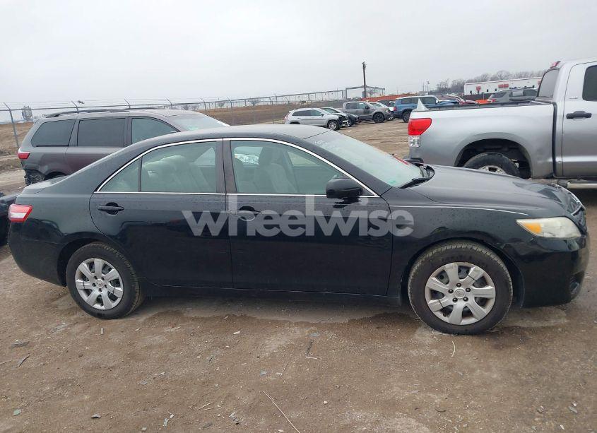 Photo 13 of 2011 Toyota Camry LE (VIN 4T1BF3EK0BU745244)