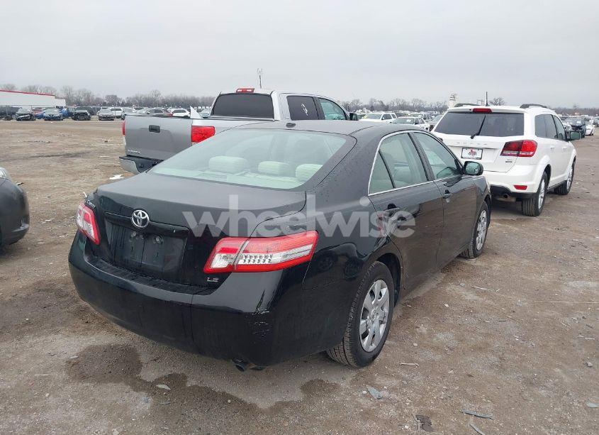 Photo 4 of 2011 Toyota Camry LE (VIN 4T1BF3EK0BU745244)